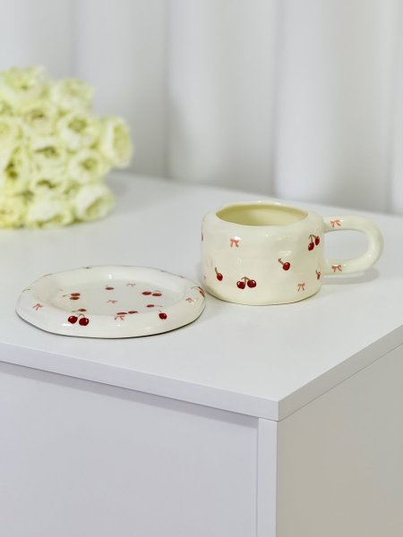 كوب هاند ميد كرزة