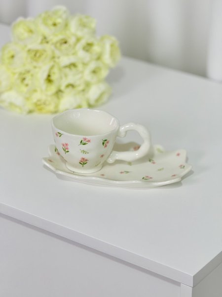 كوب هاند ميد مع صحن طويل