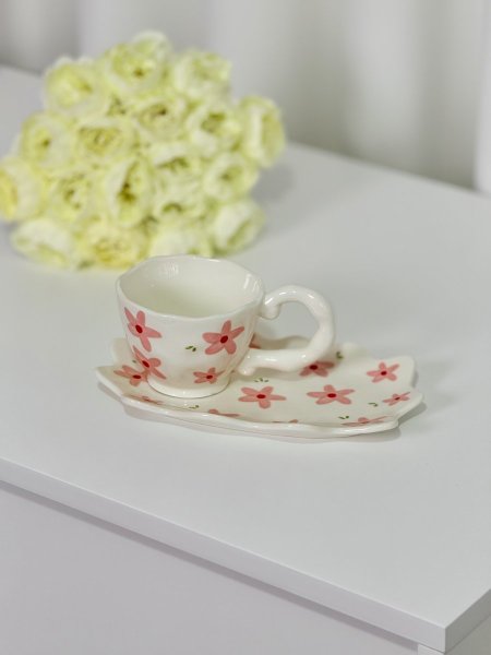 كوب هاند ميد مع صحن طويل