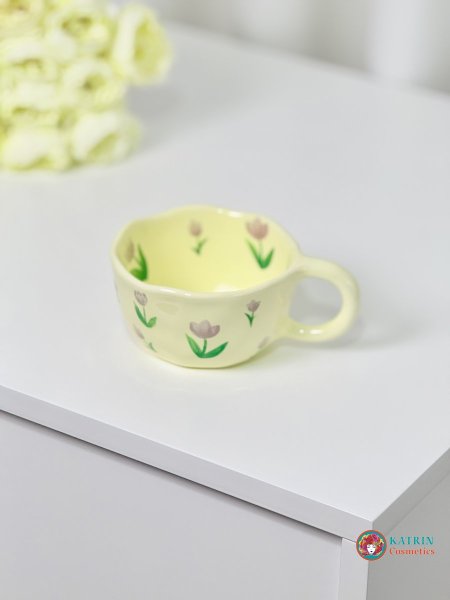 كوب ورد الربيع