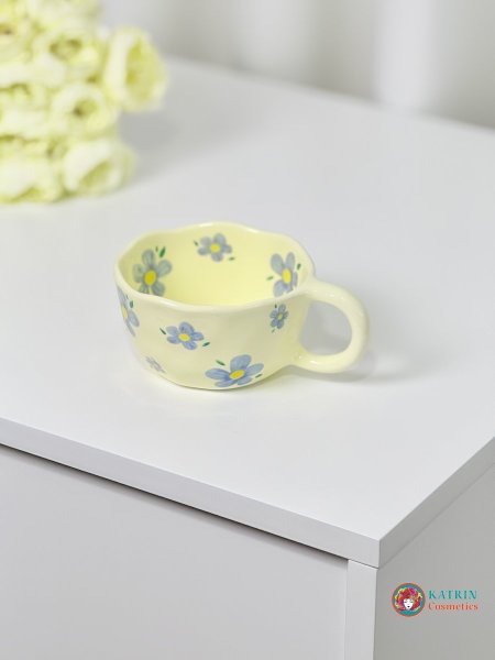 كوب ورد أزرق