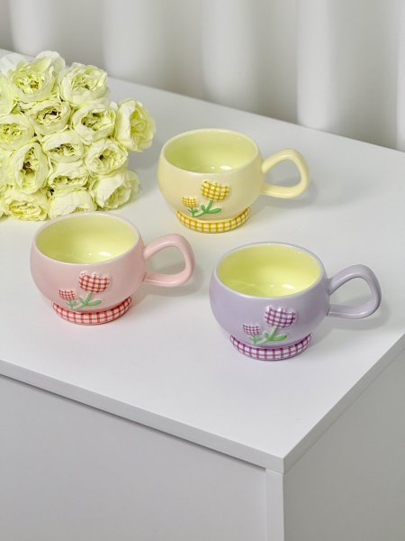 أكواب ورد التوليب