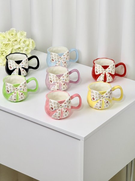 أكواب هاند ميد فيونكة