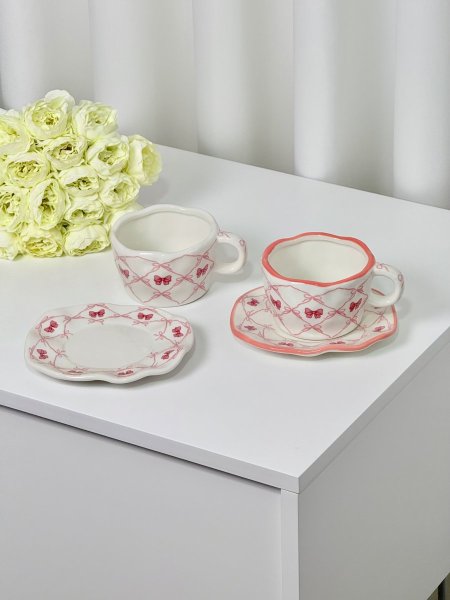 أكواب هاند ميد فيونكة