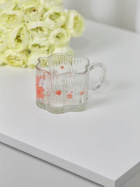 كوب مورد شفاف