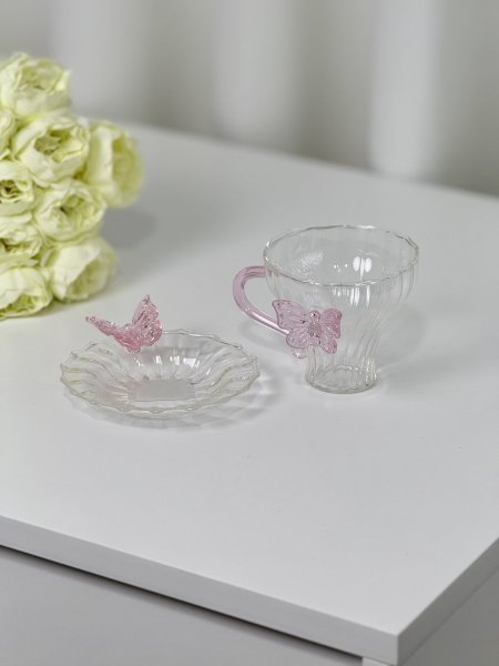 فنجان فراشة شفاف