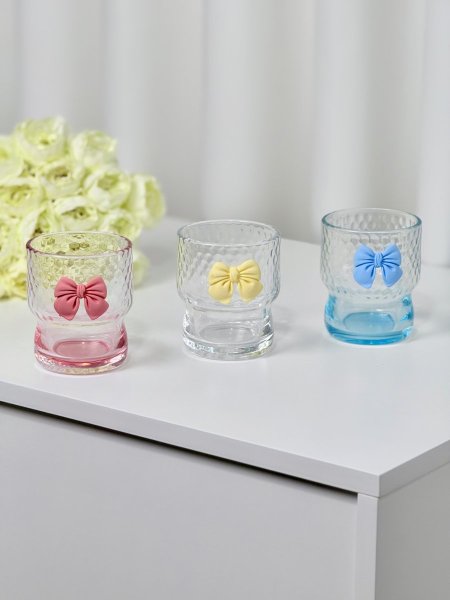 أكواب شفاف فيونكة