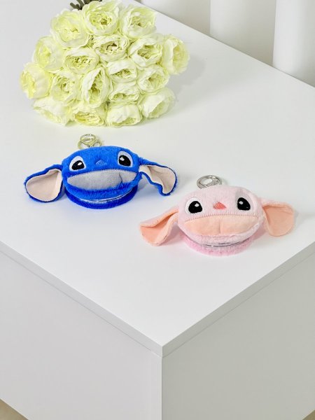 مرايا ستيش وأنجل