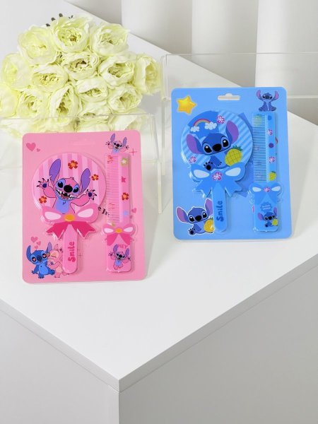 مرايا مع مشط