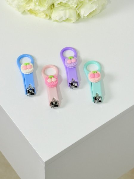 قصاصات أظافر