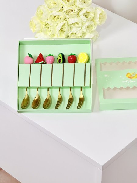 طقم شوك ومعالق فواكه