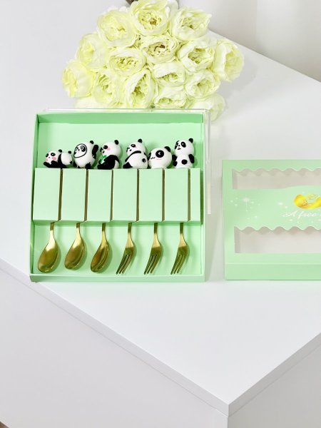 طقم شوك ومعالق شكل باندا