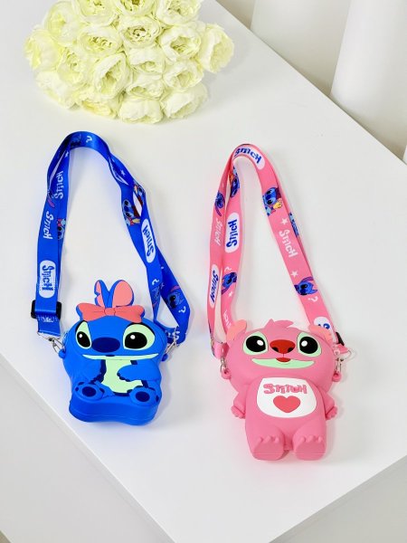 شناتي أطفال ستيش وأنجل