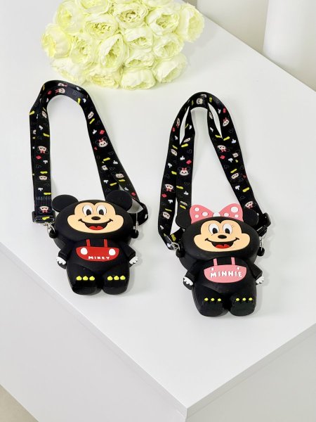 شناتي اطفال ميكي وميني