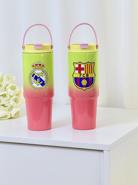 كاسات ستانلي ريال وبرشا