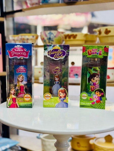 عطر أطفال بناتي