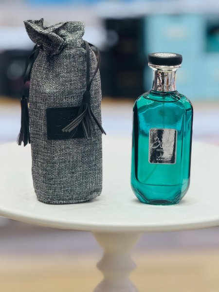 عطر موصوف